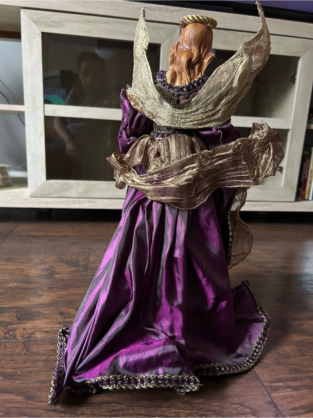 Regency, Angel Tree Topper - Picture 3 of 16